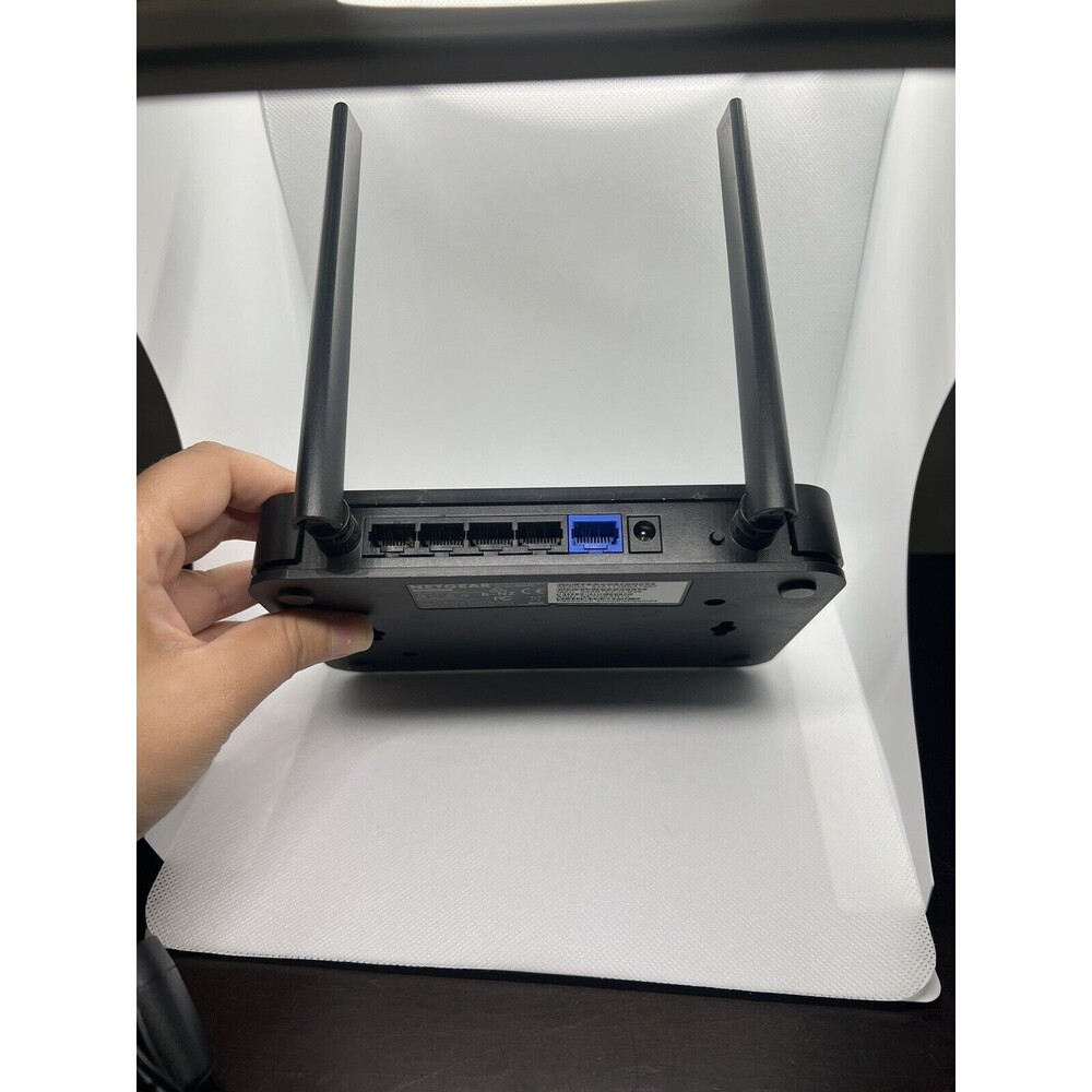 NETGEAR Wifi Router AC750 R6020 Mbps 4 Port Dual Band Black - Picture 6 of 6